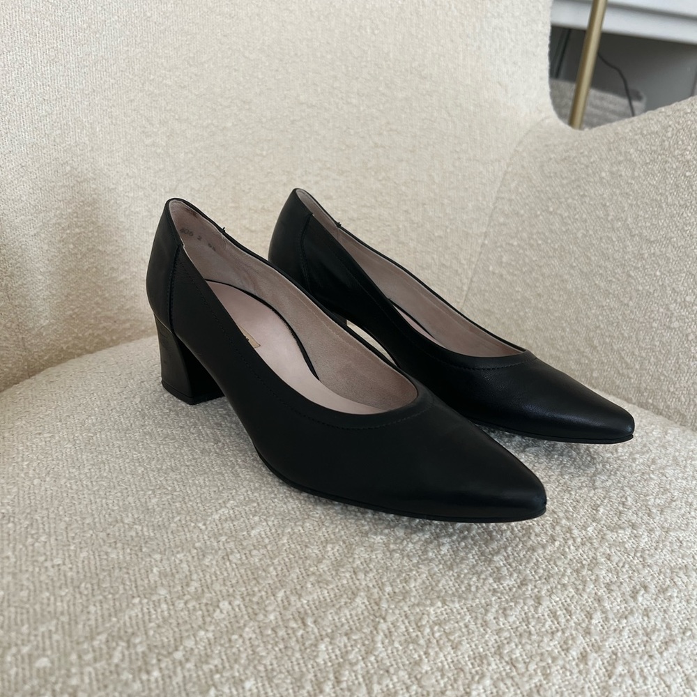 Paul Green black heels